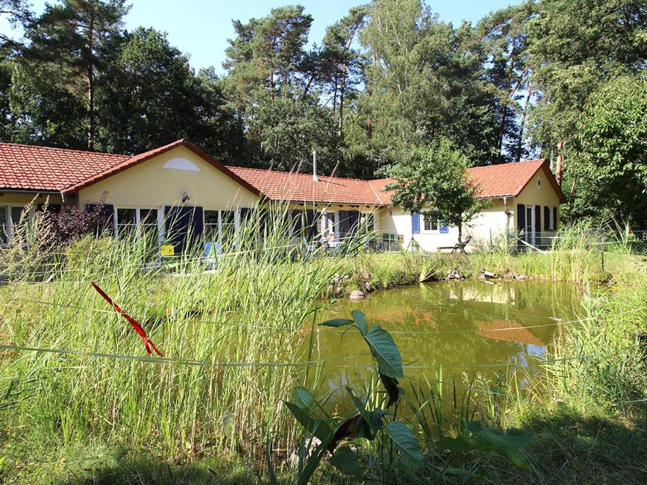 Bauernhof-Streichel-Zoo-Kombi-Familien-Suite-Im-Wald-Am-See Gulow Εξωτερικό φωτογραφία